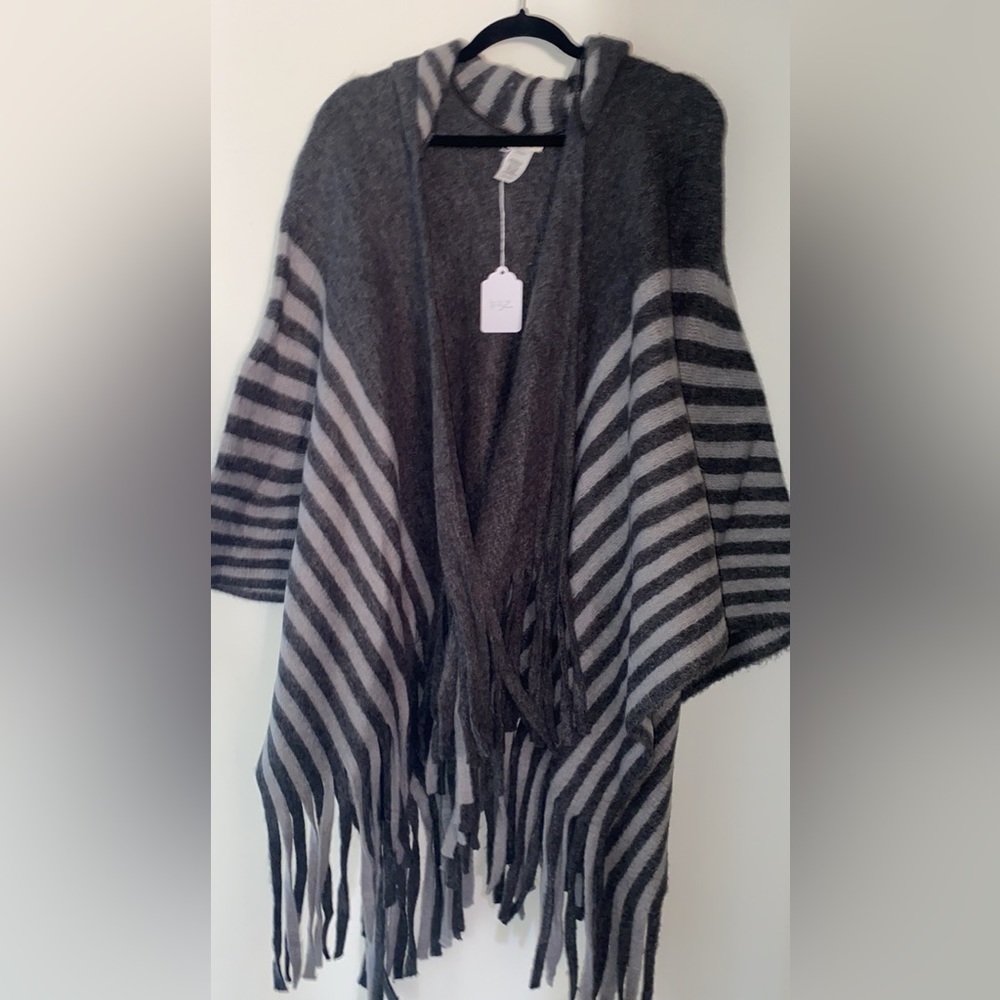 2-Tone Gray Sweater Wrap. Fringe bottom with a hood. One Size